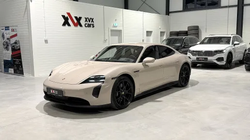 Porsche Taycan GTS Burmester Matrix Pneumatic Ambientale Alcantara